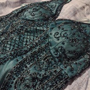 Gorgeous Beaded Formal Dress (Melanie Lynne)